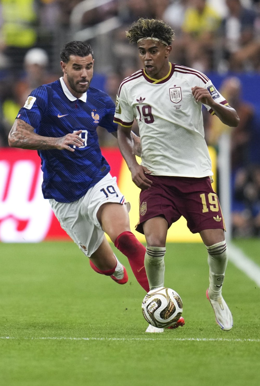 Dallas: Lamine Yamal (R) of Spain breaks through during the semifinal match between France and Spain at the 2026 FIFA World Cup at Dallas Stadium in Dallas, the United States, July 14, 2026. (Photo: Xinhua via IANS)