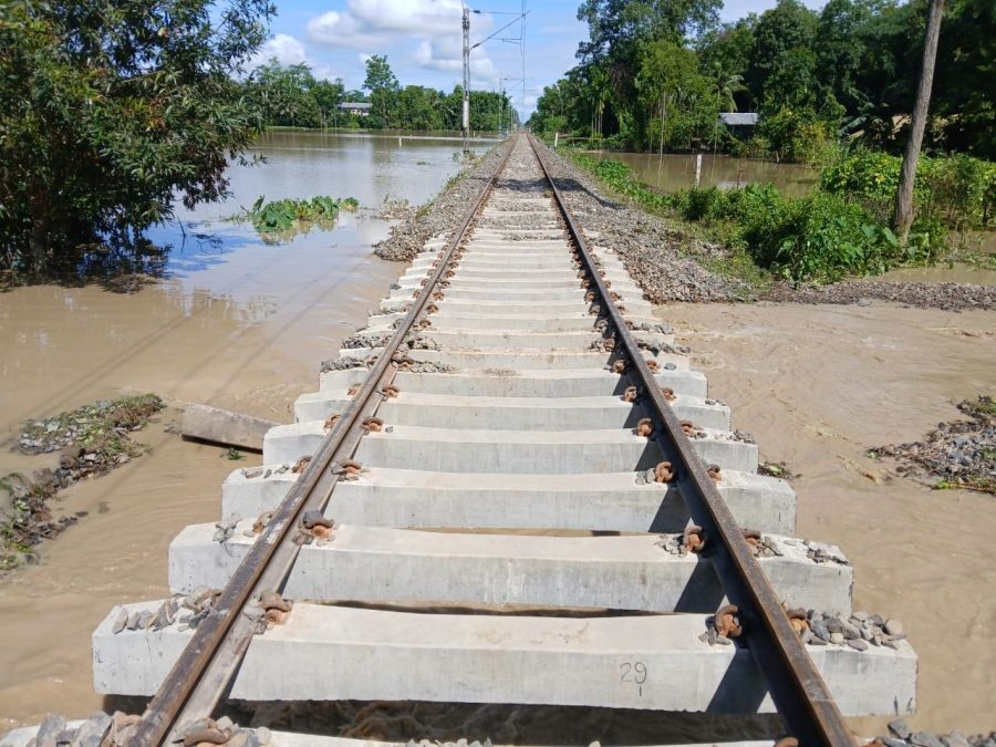 Monsoon havoc hits Assam rail network, NFR rushes to restore services (Photo: IANS)
