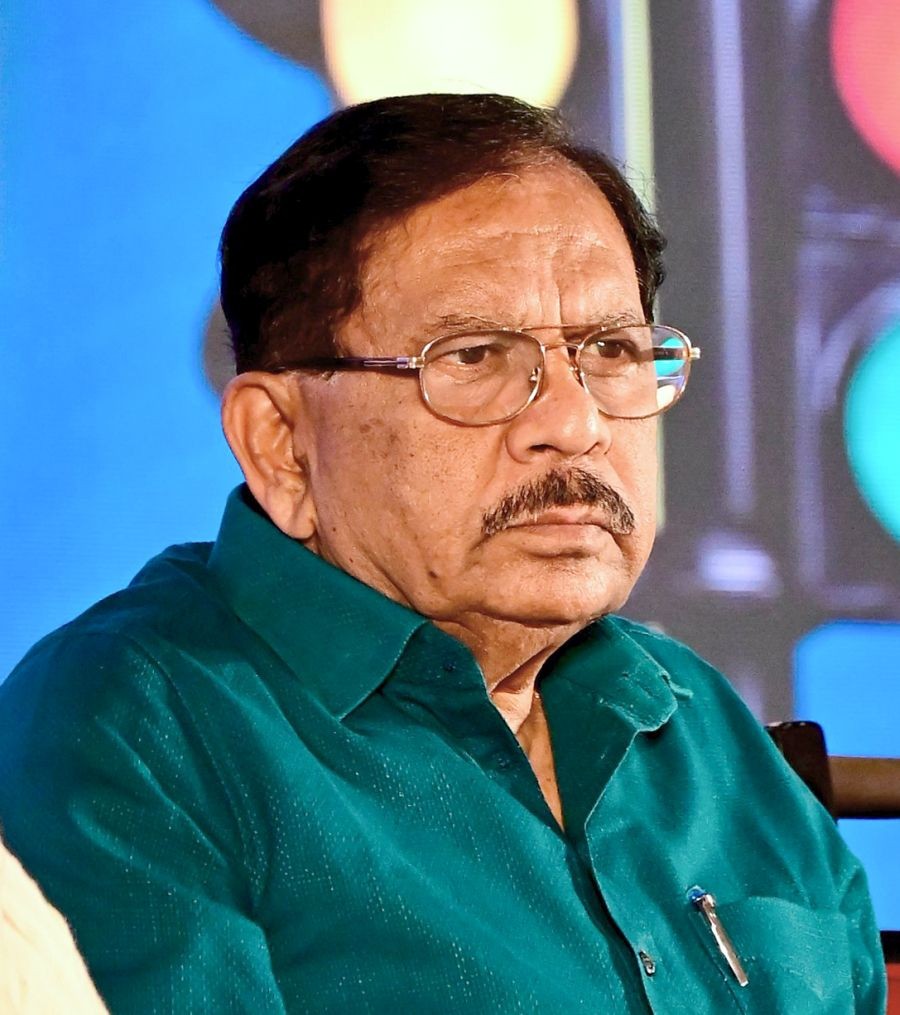 Karnataka Home Minister Dr G. Parameshwara during the E-DAR and National Road Safety Week programme at Palace Grounds, in Bengaluru on February 05, 2026. (IANS File Photo)