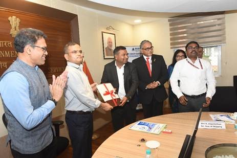 Govt launches India's first sovereign-backed maritime P&I insurance (Image: PIB)