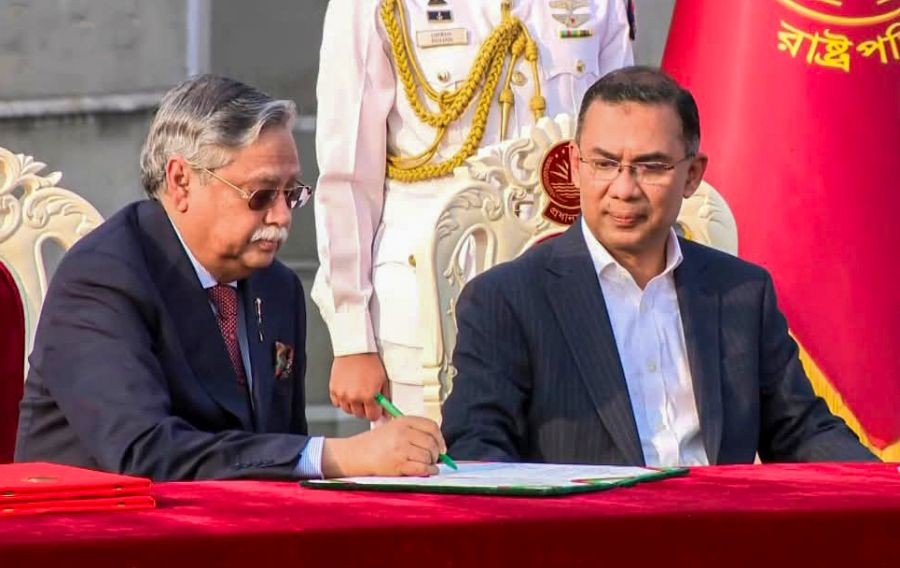 Bangladesh Nationalist Party (BNP) Chairman Tarique Rahman takes oath as Prime Minister during a swearing-in ceremony at the South Plaza of the Jatiya Sangsad Bhaban in Sher-e-Bangla Nagar, in Dhaka. (IANS/X/@tariquebd78 File Photo)