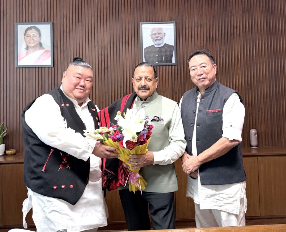 Minister Temjen Imna Along, along with Advisor Küzholüzo (Azo) Nienu called on Union Minister Dr Jitendra Singh to discuss a roadmap for expanding lavender-related agripreneurship in the State on July 1. (Photo Courtesy: PIB Photo)