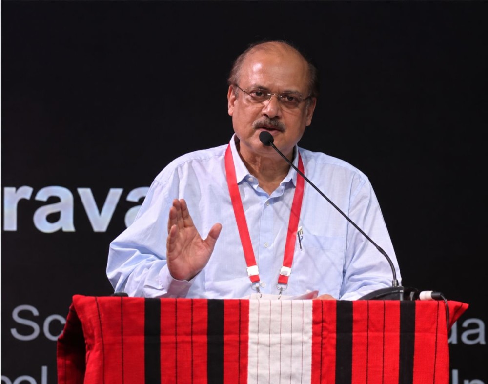 Prof Shantanu Chakravarty of Girijananda Chowdhury University, Assam addresses the concluding day of the the two-day national seminar on the BEFR, 1873 organised by ILRC-NSF in Dimapur on August 29. (Morung Photo)