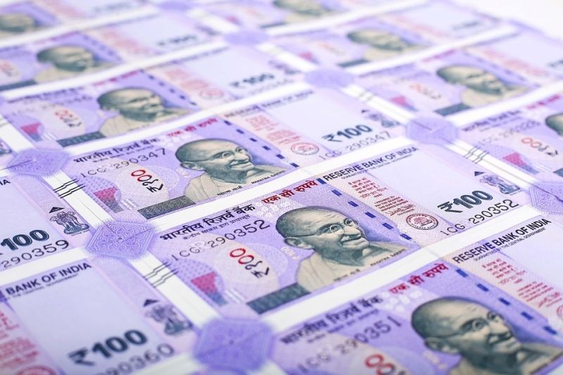 Polymer currency: Govt approves 2 billion banknotes for field trials in Rs 10, Rs 20 denominations. (IANS File Photo)