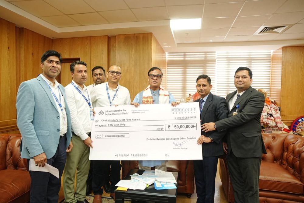 IOB officials hand over the relief fund to Assam’s Chief Minister Dr Himanta Biswa Sarma in Assam.