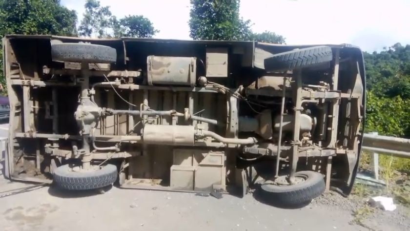 A school bus carrying around students and teachers of Christ King School, Angangba village met with a fatal accident on the Chare-Mokokchung road on August 26 morning.