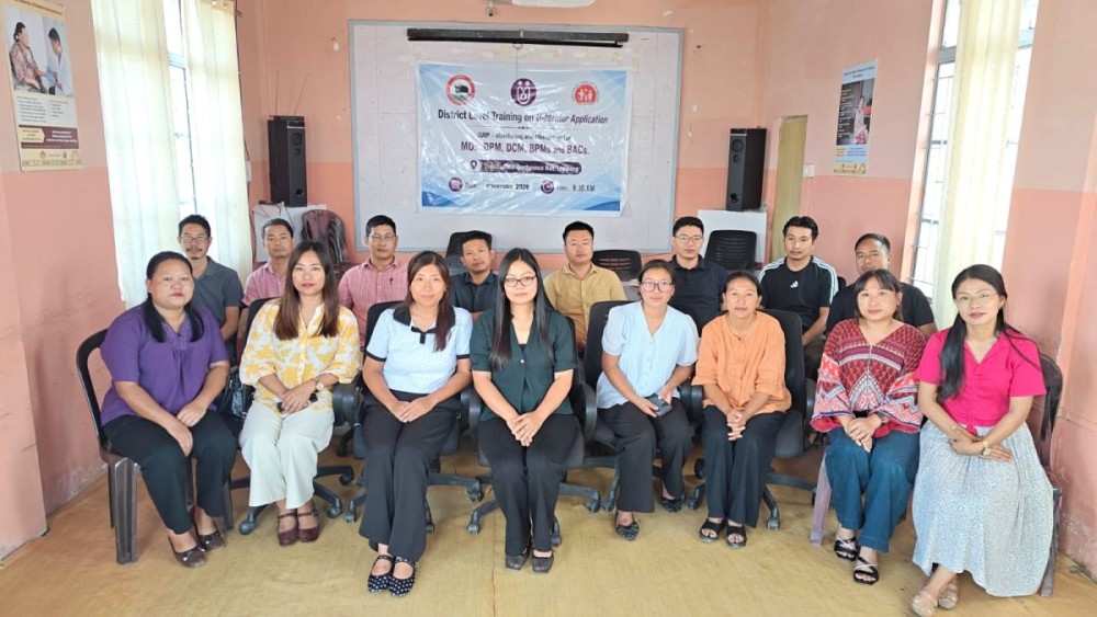 Dr Imtijungshi Aier, DPO (RMNCAH+N), with participants at the U-Mentor application training on UIP monitoring and mentoring held in Longleng on September 9.