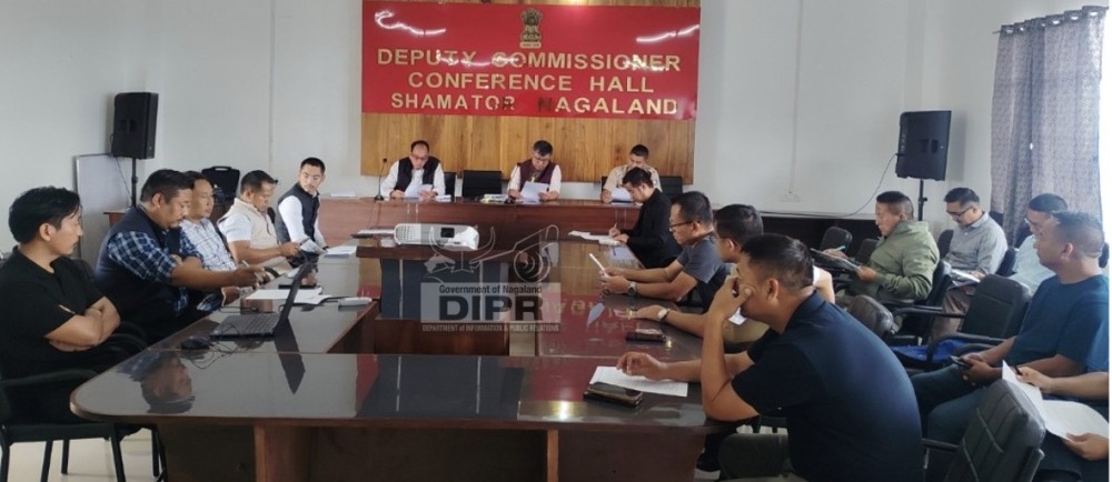 Deputy Commissioner Arikumba along with other officials during the DPDB meeting held at the DC’s Conference Hall in Shamator on September 9. (DIPR Photo)