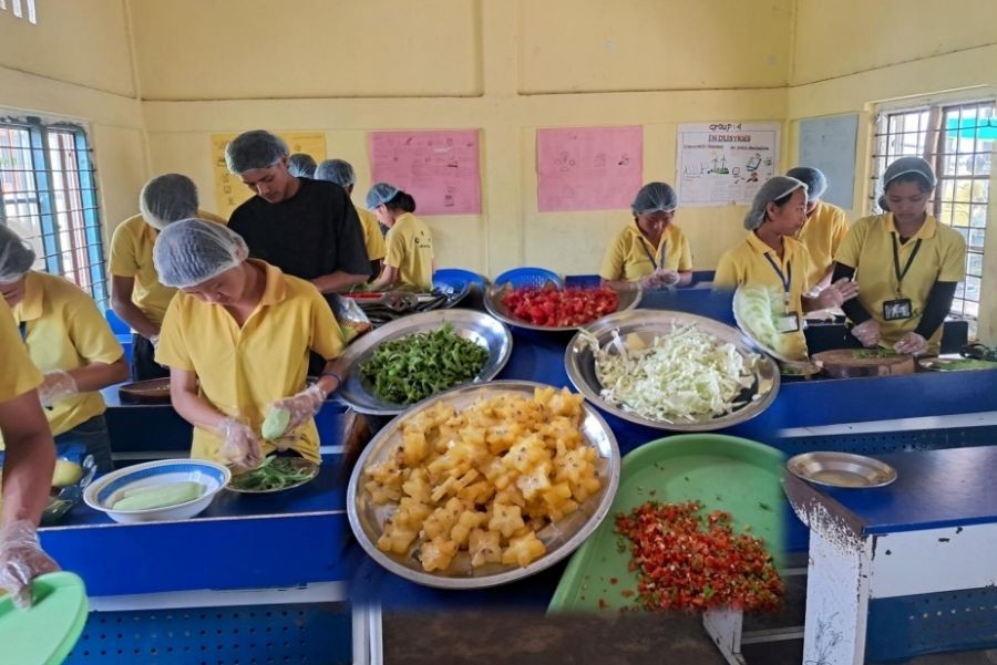 Students participate in various activities during Bagless Day at GHS Tseminyu New Town on September 12. (Photo courtesy: GHS Tseminyu New Town)