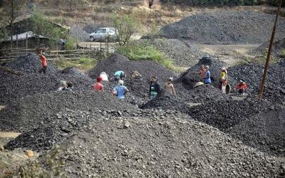 Meghalaya rolls out new migrant worker rules; vows welfare without harassment. (IANS File Photo)
