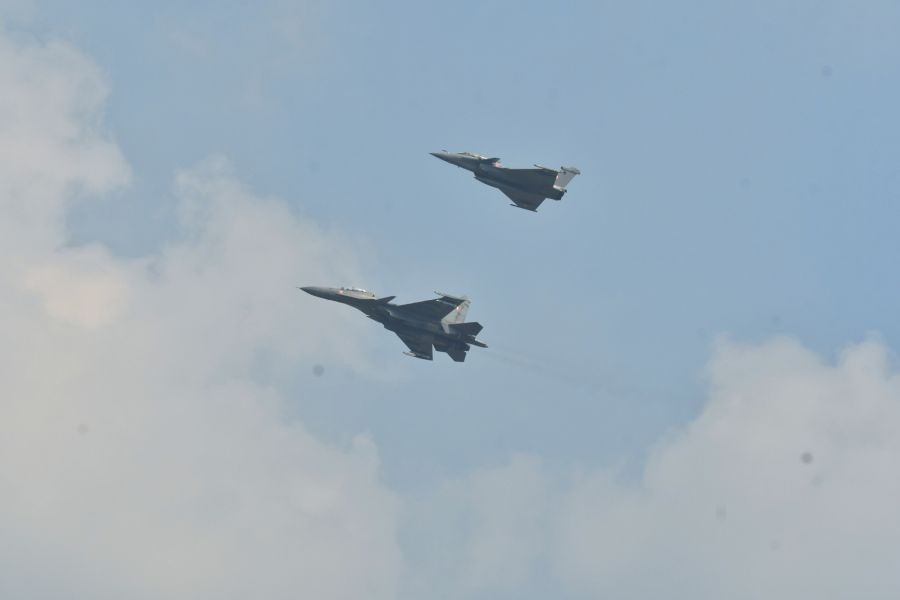 Indian Air Force Fighter Jet Rafale during the fUll dress rehearsal for the 89th Air Force Day parade at Hindon Air Base at  Ghaziabad on october 06, 2021.(Photo: Anupam Gautam/IANS)
