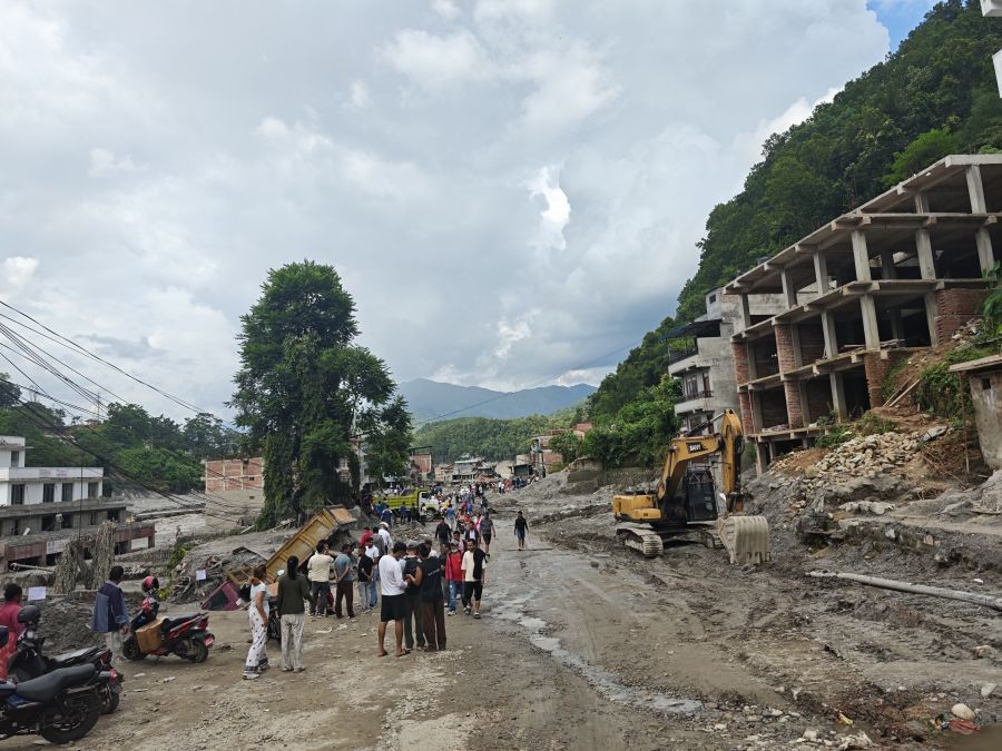 This photo taken on Aug. 31, 2026 shows a mudslide-affected area along the Trishuli River in Nuwakot, Nepal. Nepalese authorities said Tuesday that the death toll from the massive mudslide had risen to 1,010, with 4,599 people still missing. (Xinhua via IANS Photo)