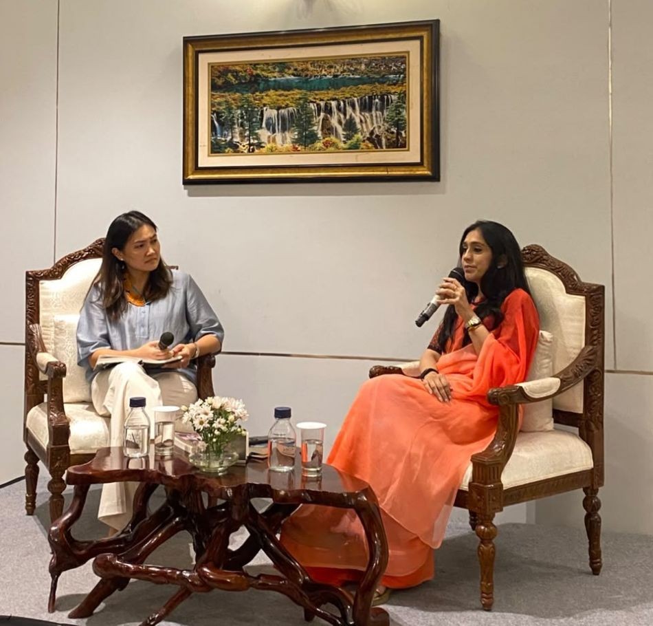 Author Apra Kuchhal in conversation with Viketuno Rio during The Write Circle session held at Zone Niathu by The Park, Chümoukedima on September 28. (Morung Photo)