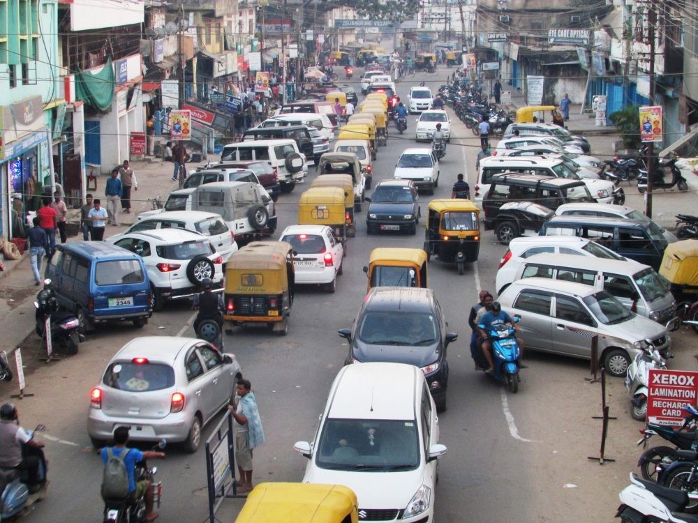 Suspend vehicle compliance deadline until infrastructure is ready: DNSU to state Govt