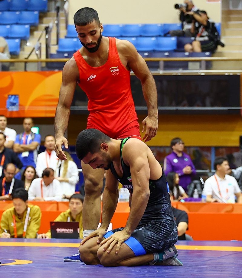 Asian Games: Sujeet Kalkal scripts late comeback to win gold in 65kg freestyle wrestling