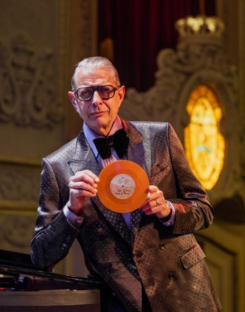 Jeff Goldblum announces first-ever 7-inch vinyl release of his two singles with Cynthia Erivo