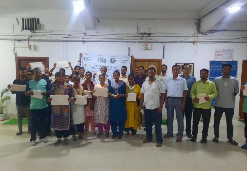 NFR honours 35 Swachhata Doots. (NFR Photo)