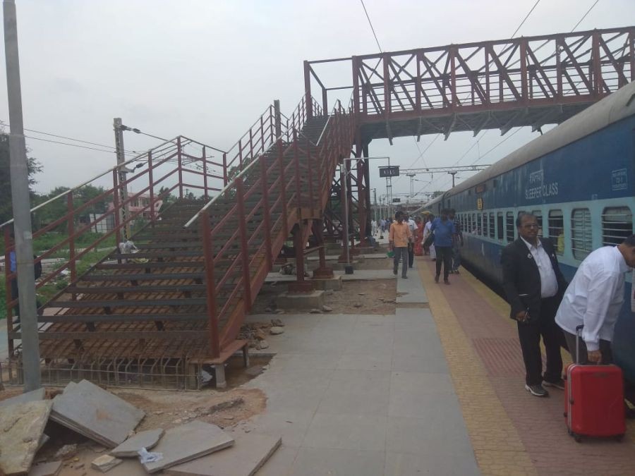 Indian Railways throws open 3,584 jobs for young graduates (Photo courtesy South-Central Railway website)