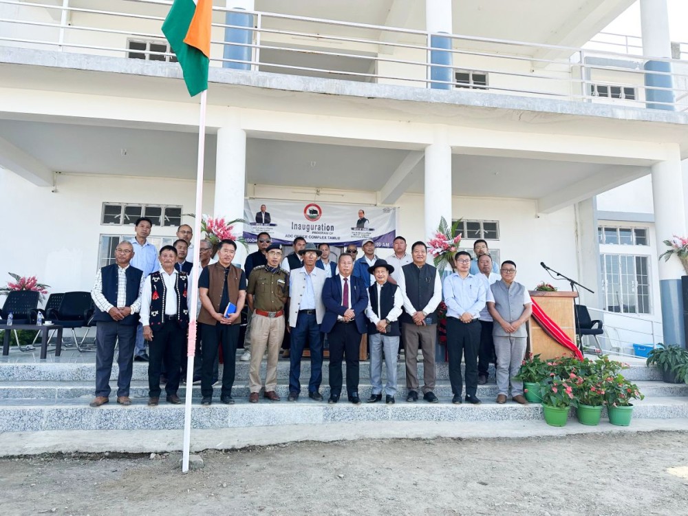 Kudecho Khamo and Bangtick Phom with others during the inauguration of the ADC Office Complex at Tamlu on October 30.