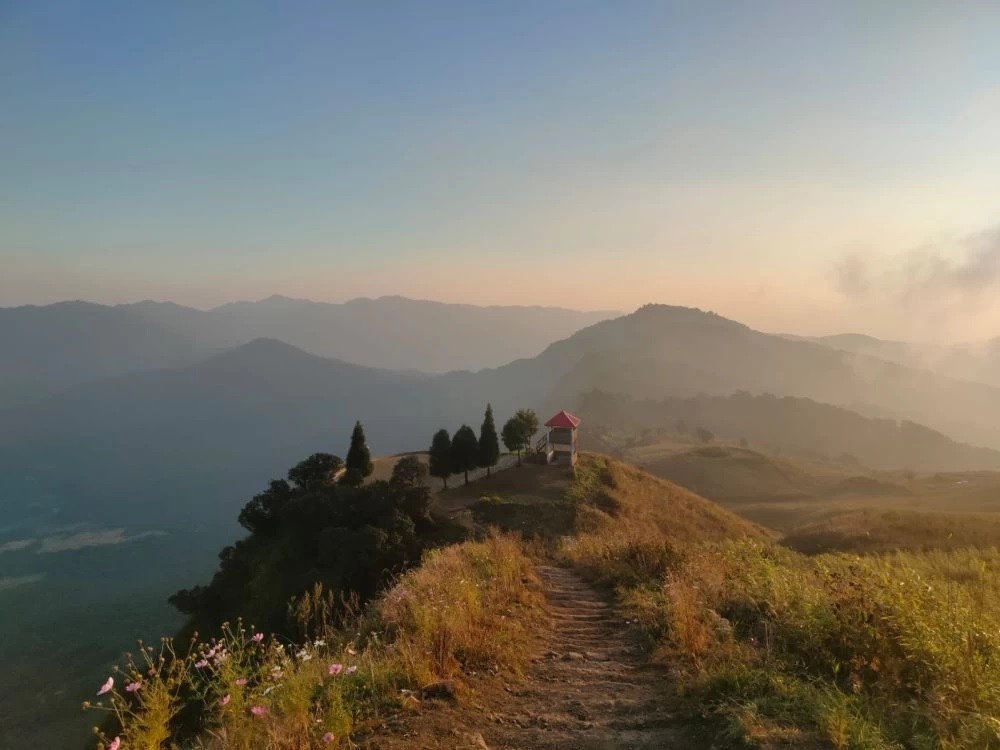 Kapamodzü peak under Zhavame village, Phek district is emerging as a must-visit destination for nature enthusiasts, trekkers and tourists. (Morung File Photo)
